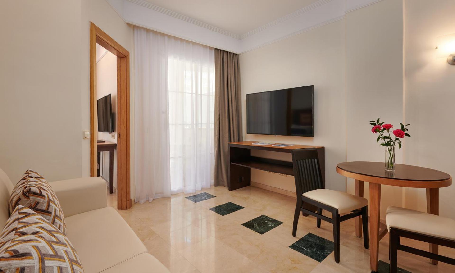 Grupotel & 4*